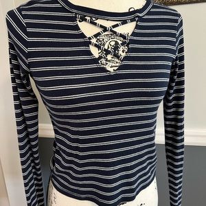Hollister ribbed shirt